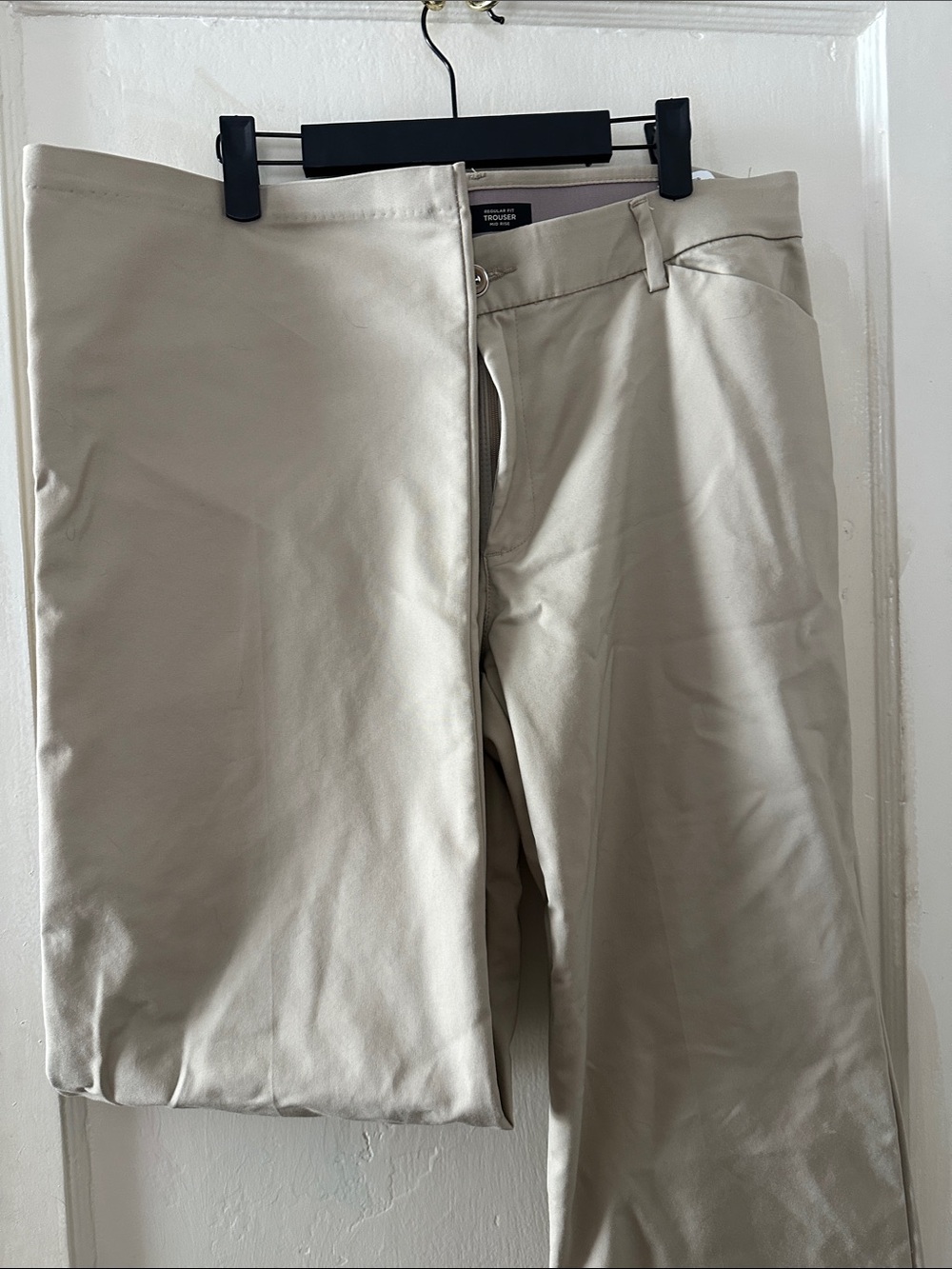 Lee Women's Straight-Leg Trousers in Light Beige